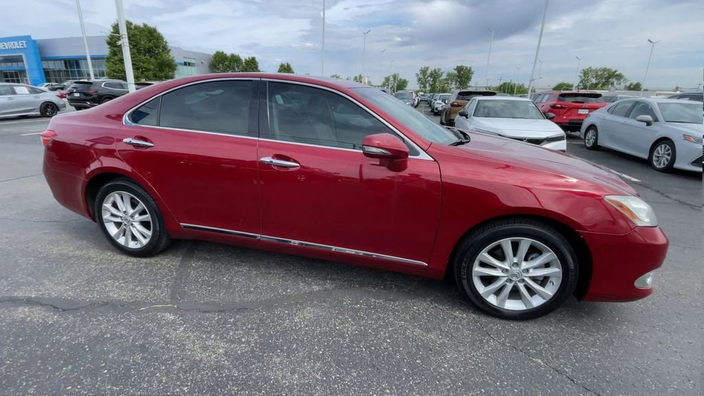 Used 2011 Lexus ES 350 FWD image 3