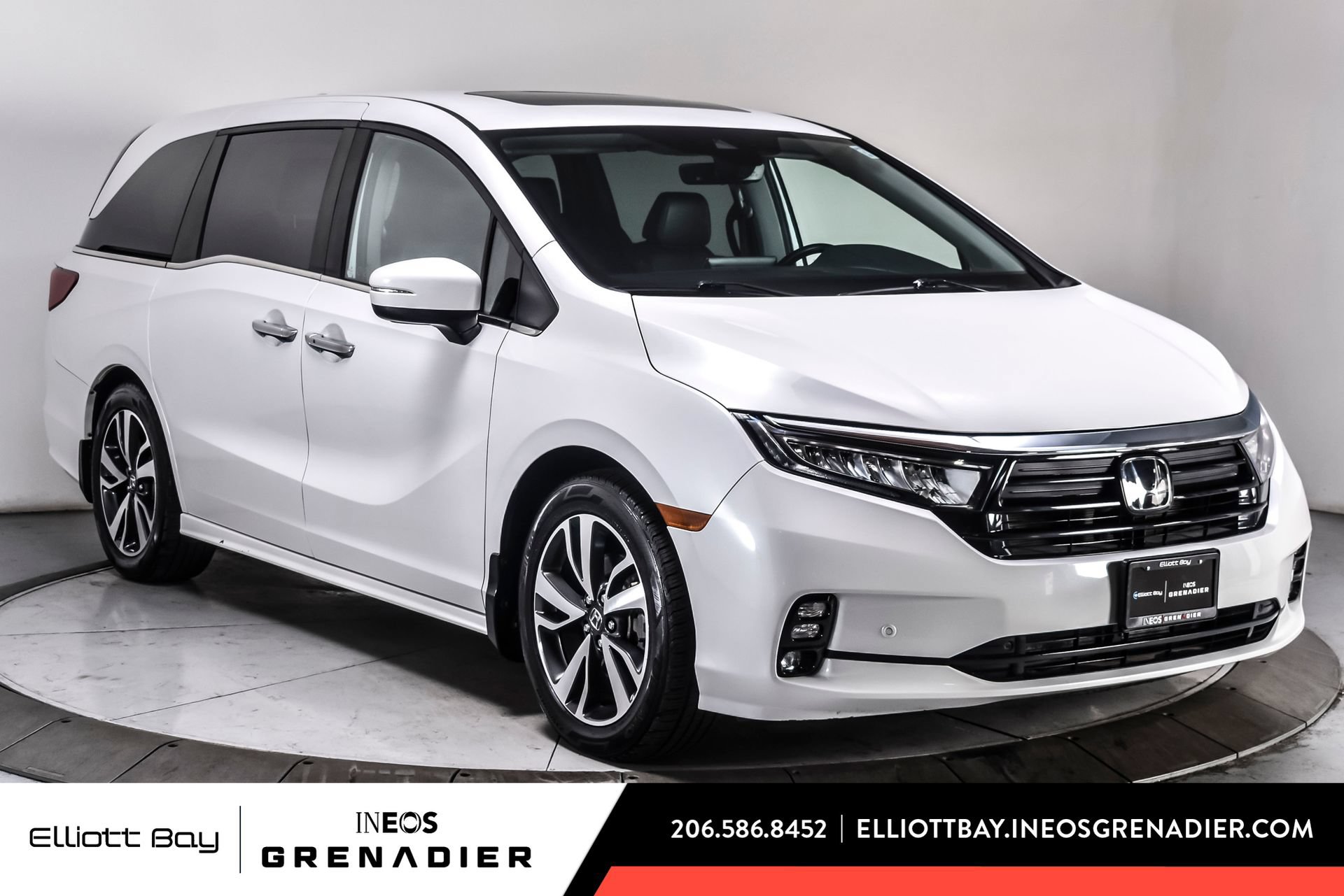 Used 2024 Honda Odyssey Touring
