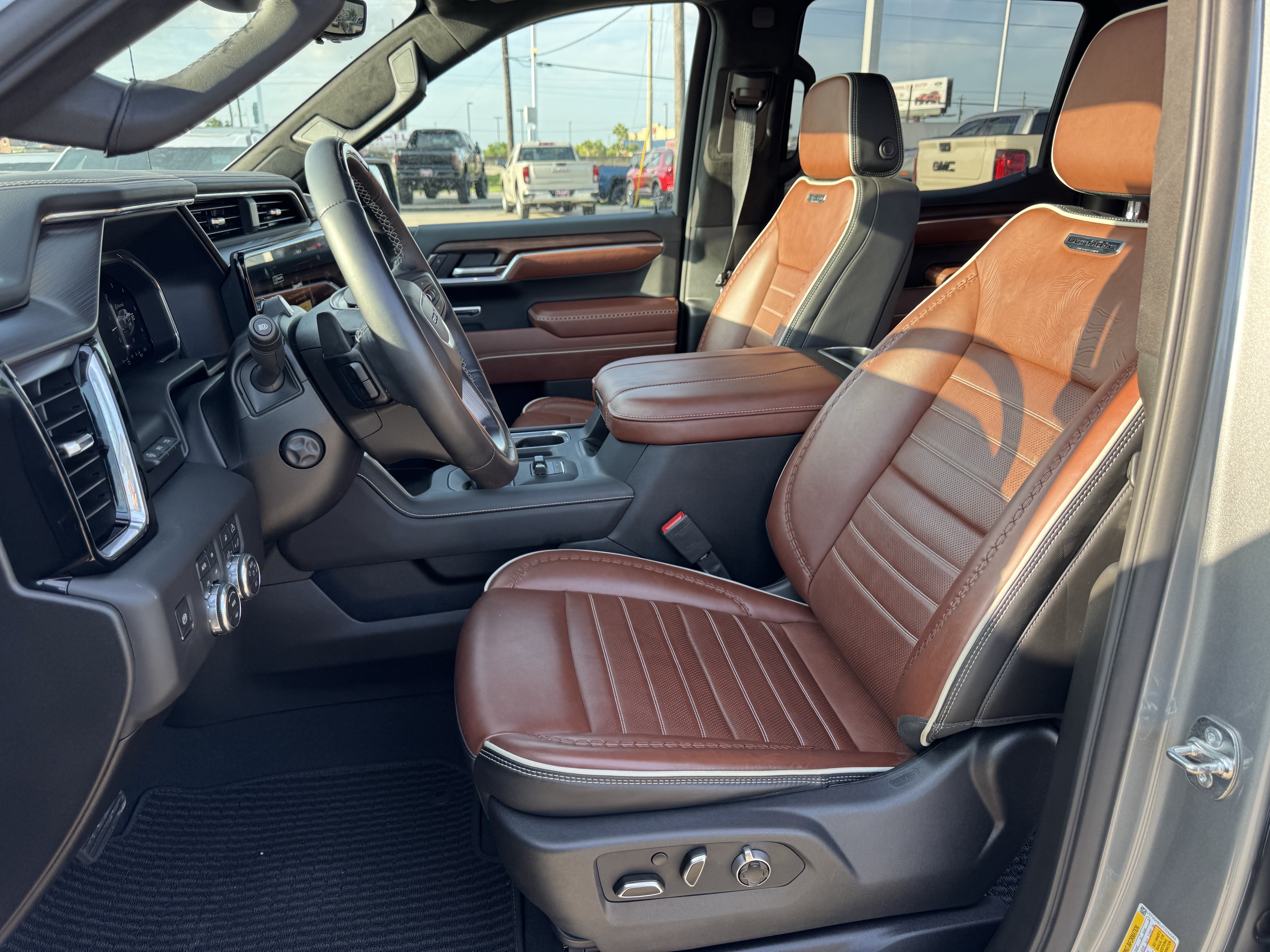 Used 2026 GMC Sierra 1500 Denali Ultimate AWD/4WD image 23