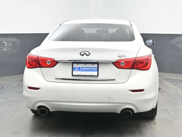 Used 2017 INFINITI Q50 3.0t Premium RWD image 9