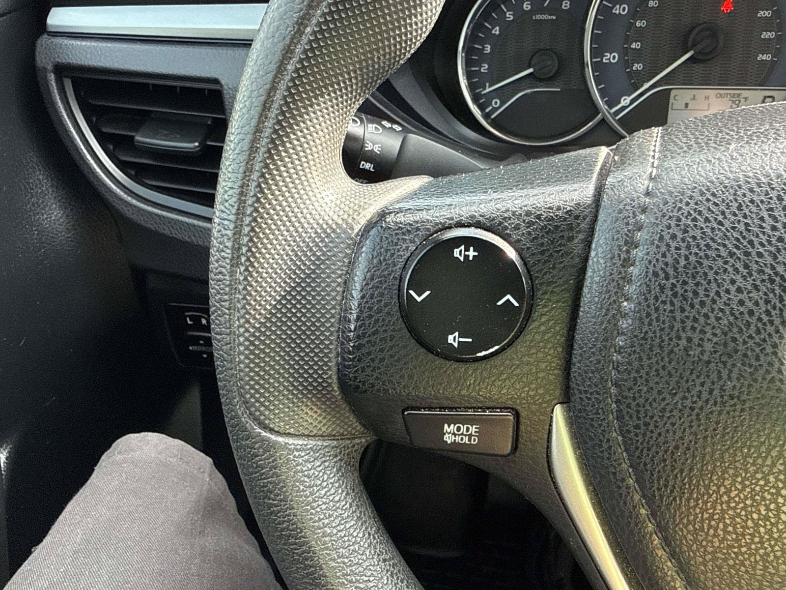 Used 2015 Toyota Corolla L FWD image 23