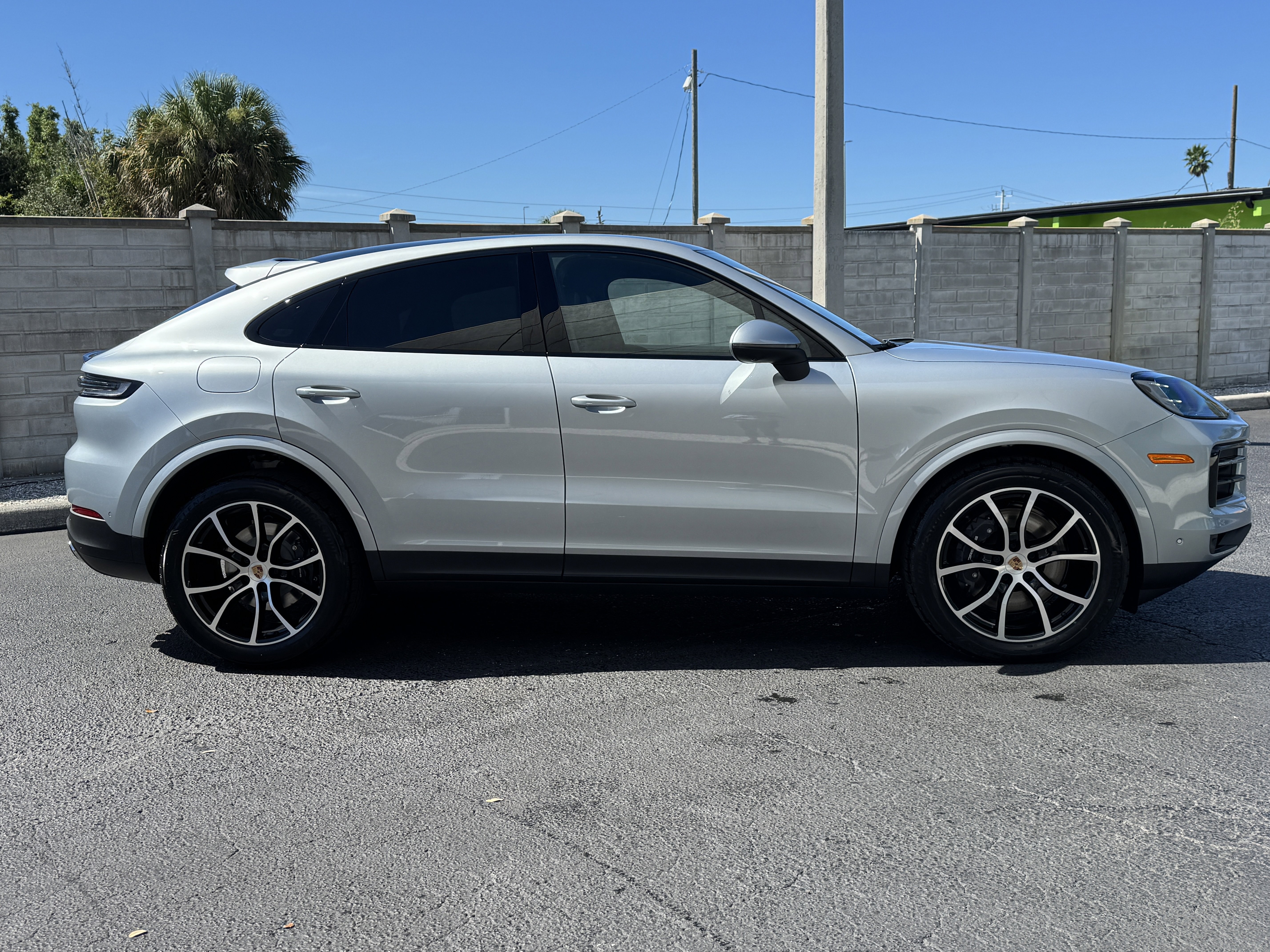New 2026 Porsche Cayenne Coupe image 7