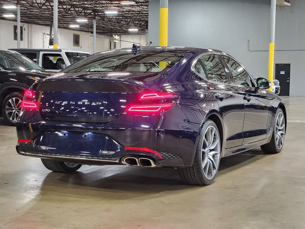 Used 2023 Genesis G70 2.0T RWD image 8