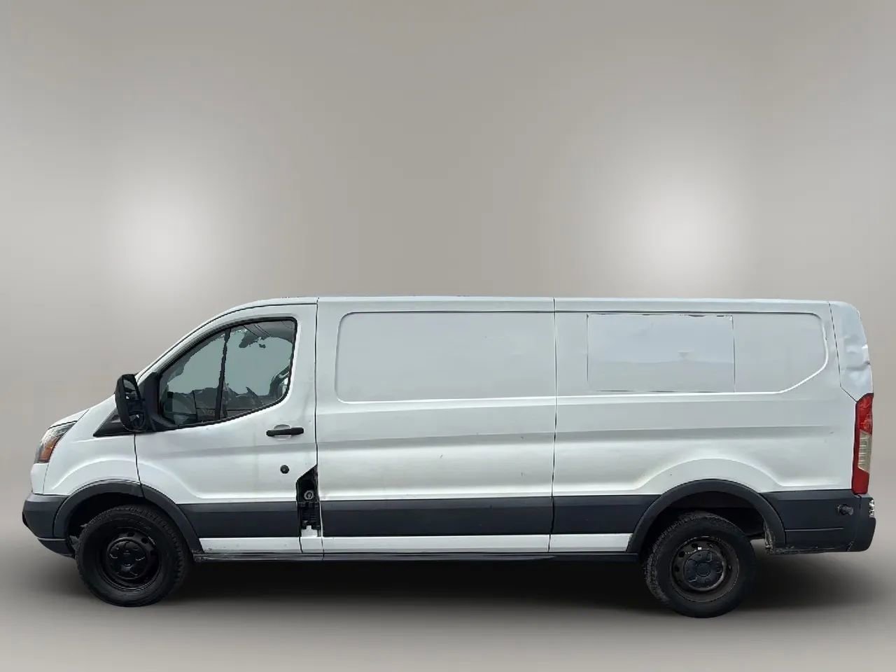 Used 2015 Ford Transit 250 148 Low Roof image 2