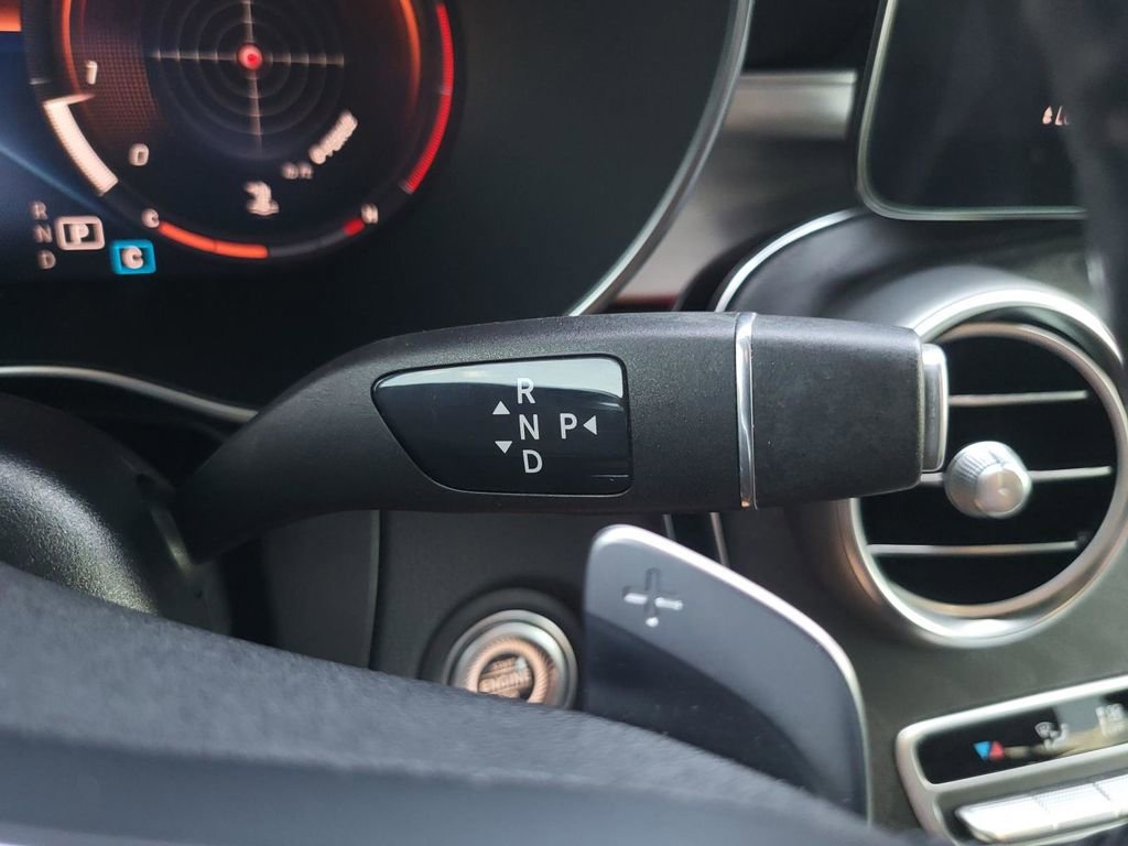 Used 2021 Mercedes-Benz GLC 300 image 21