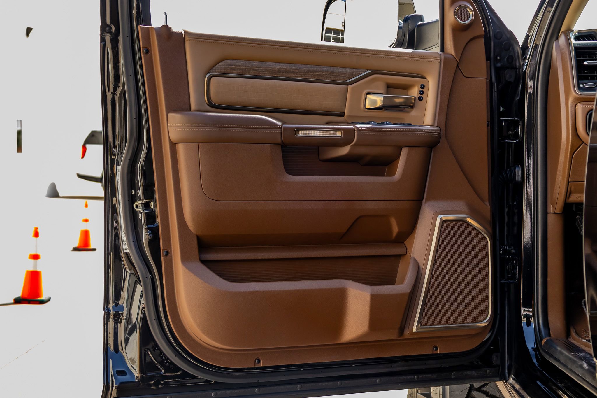 Used 2022 RAM 2500 Limited image 38