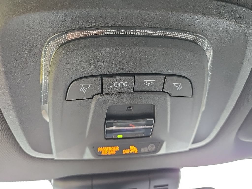 Used 2024 Toyota Crown AWD/4WD image 29
