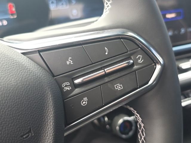 New 2026 Chevrolet Equinox EV LT image 21