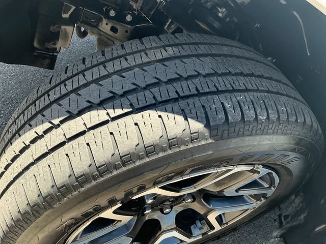 Used 2025 RAM 1500 Laramie AWD/4WD image 30