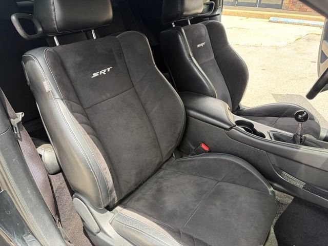 Used 2018 Dodge Challenger SRT w/ Technology Group RWD image 33