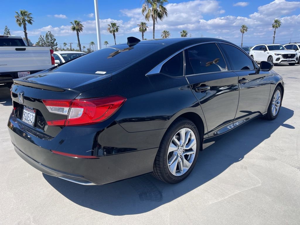 Used 2018 Honda Accord LX image 4