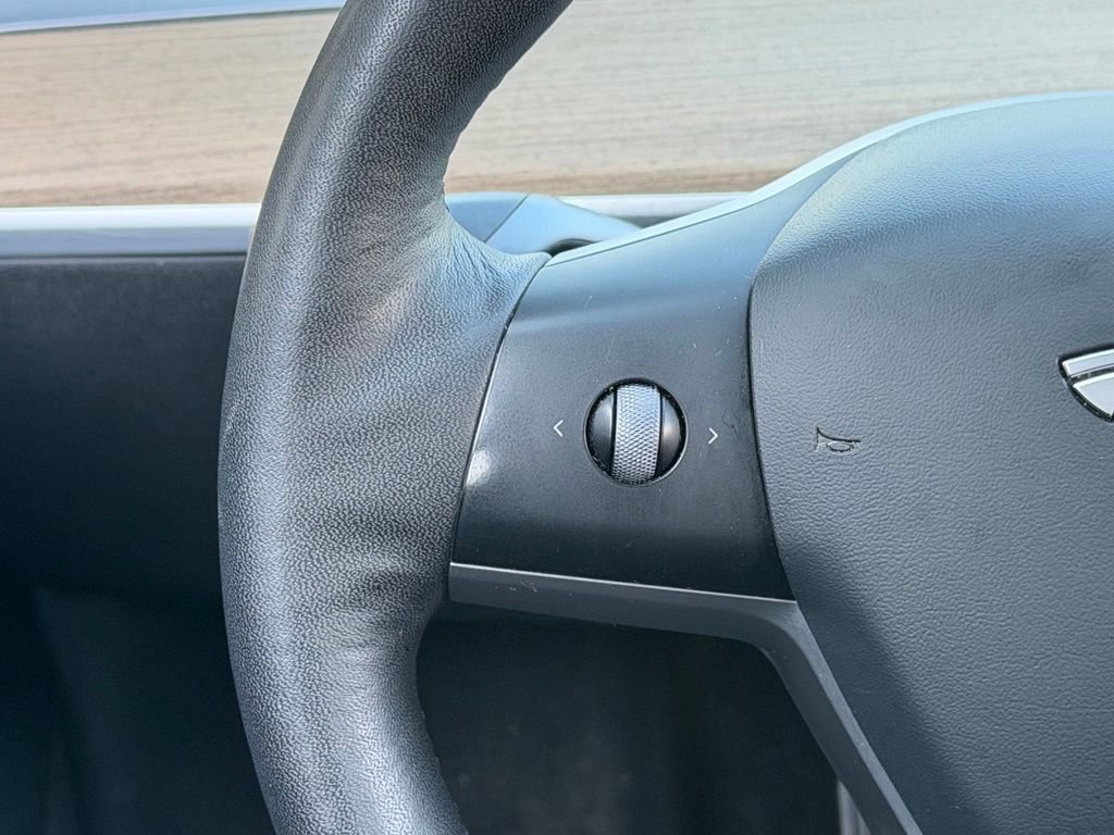 Used 2021 Tesla Model 3 Long Range AWD/4WD image 43