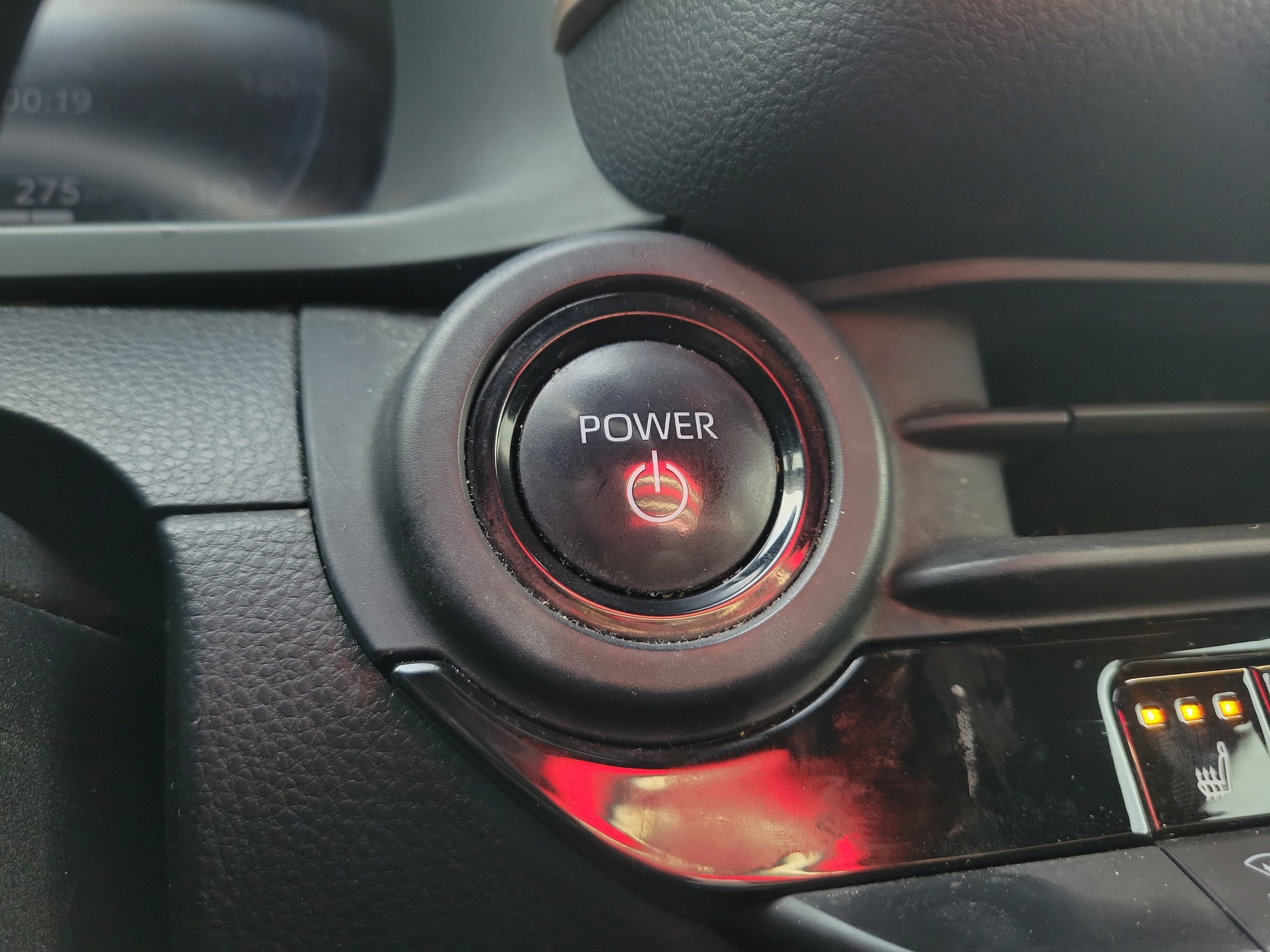 Used 2023 Toyota Crown Limited image 24