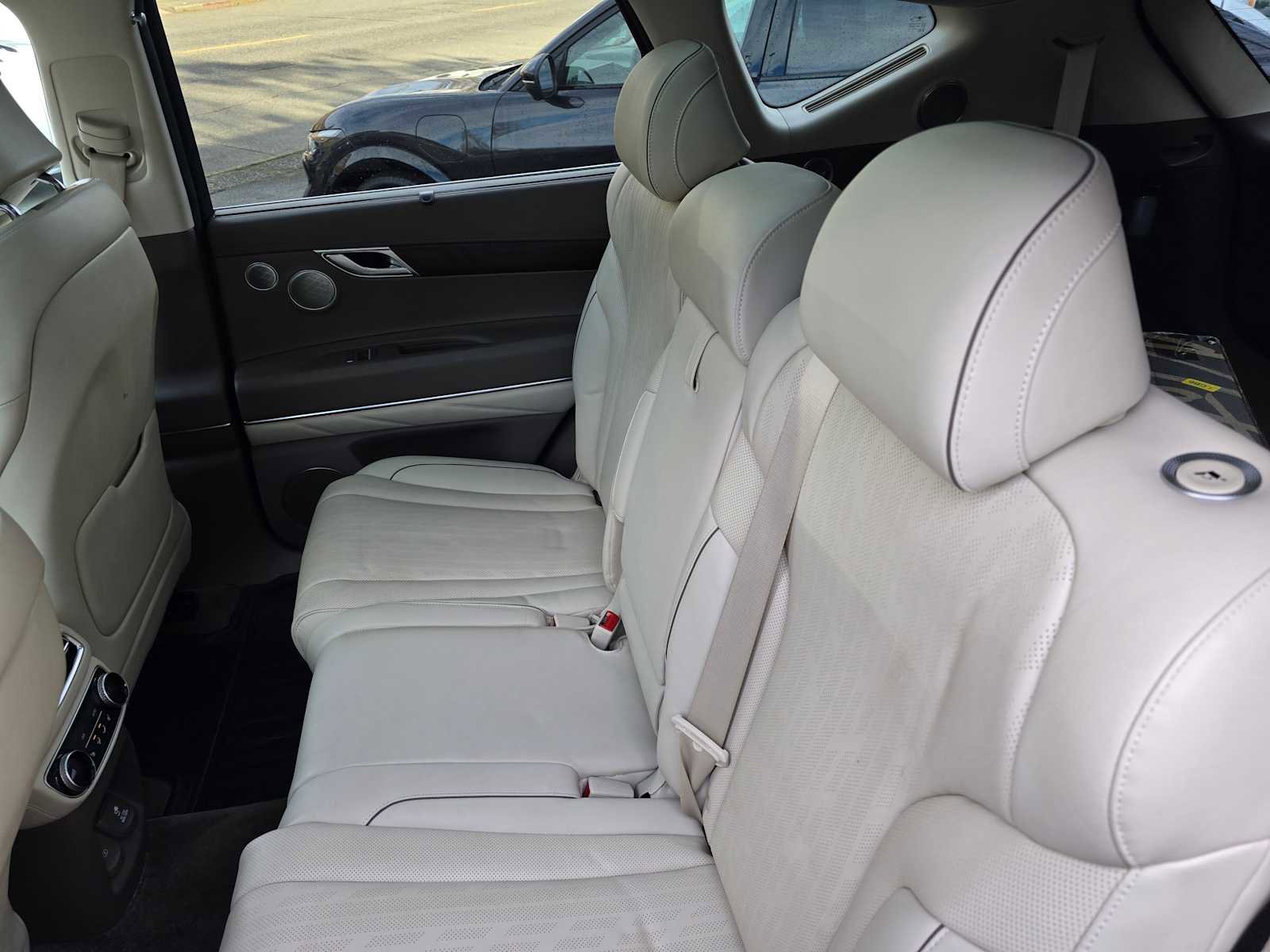 Used 2021 Genesis GV80 3.5T Advanced + image 17