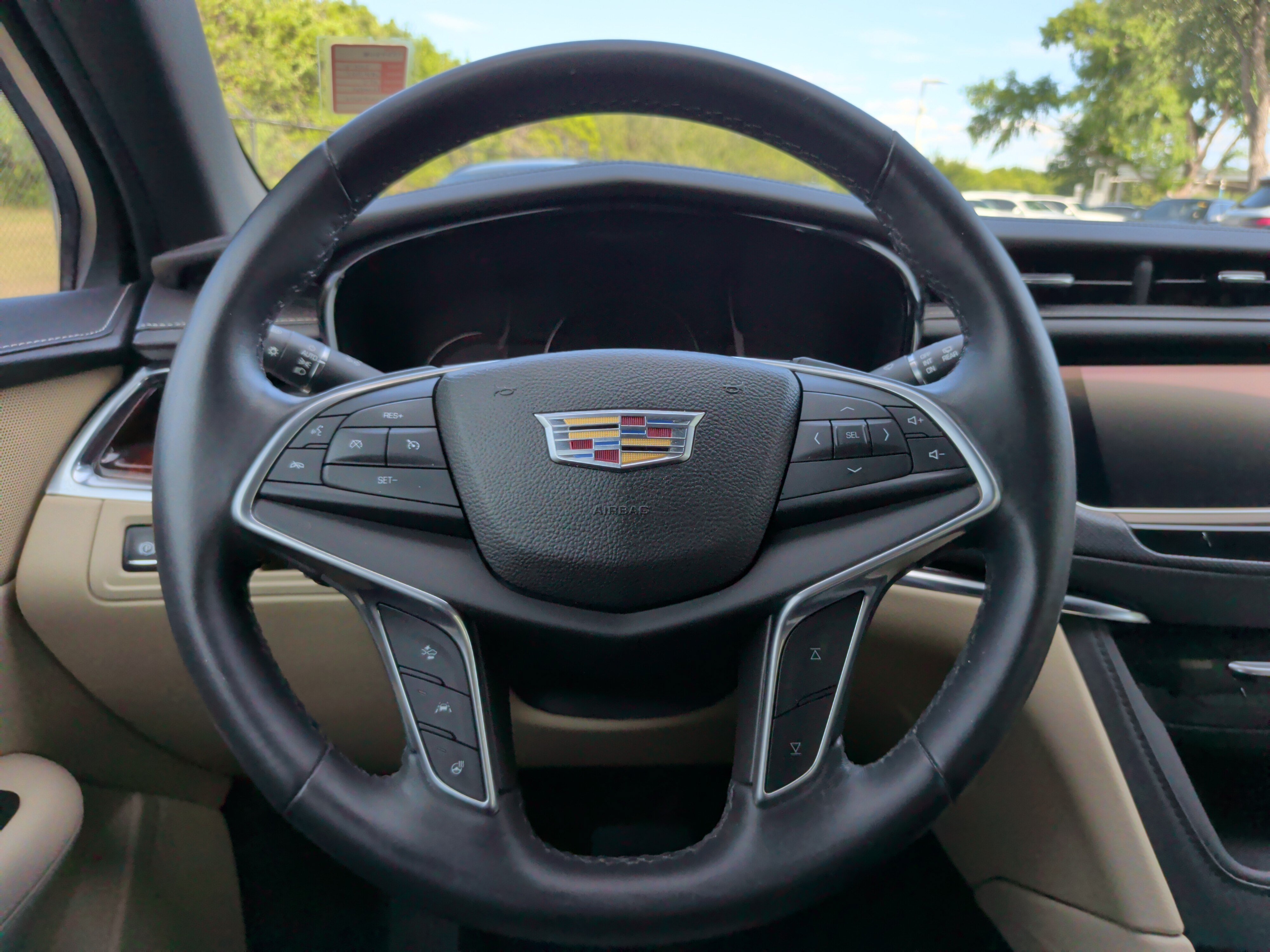 Used 2017 Cadillac XT5 Luxury w/ Driver Awareness Package FWD image 23