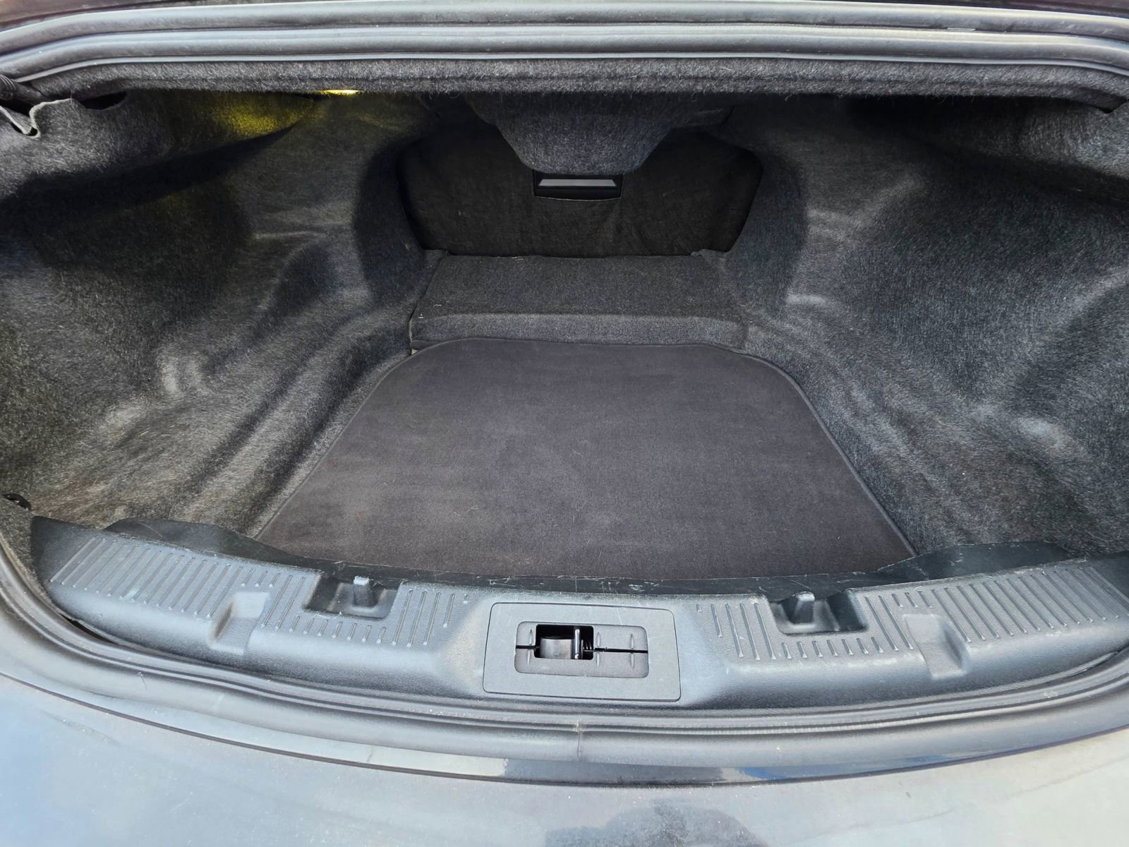 Used 2014 Lincoln MKS AWD w/ Equipment Group 201A image 7