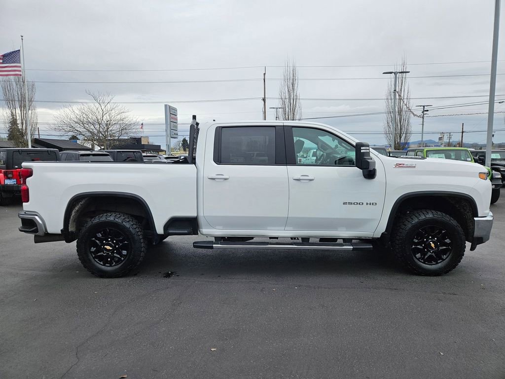 Used 2023 Chevrolet Silverado 2500 LT w/ Convenience Package image 7
