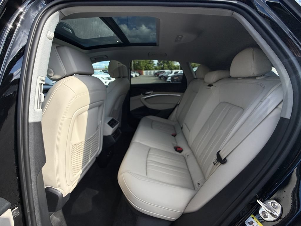 Used 2019 Audi e-tron Premium Plus AWD/4WD image 22
