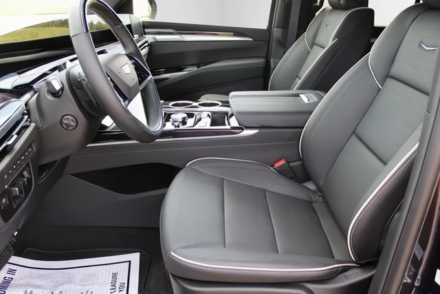 New 2025 Cadillac Escalade Sport w/ Touring Package image 9