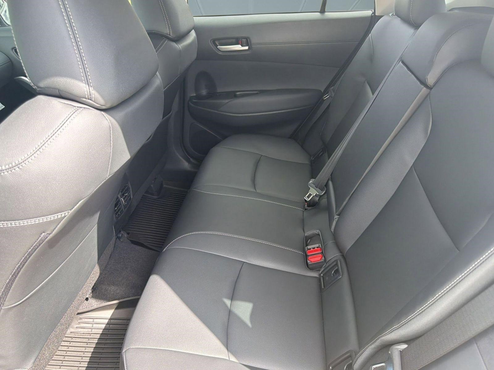 Used 2026 Toyota Corolla Cross XLE FWD image 25
