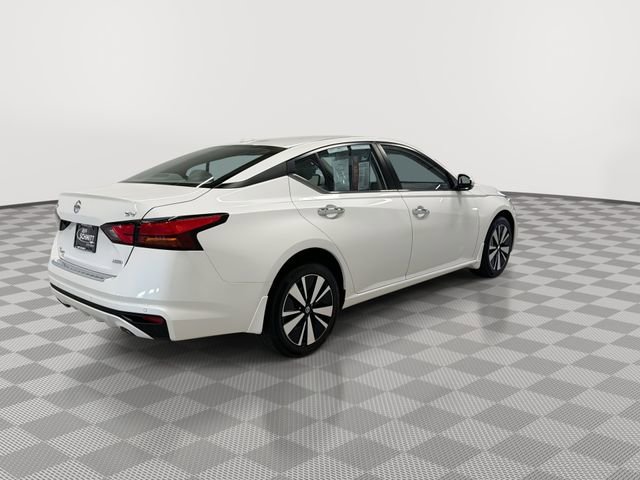 Used 2022 Nissan Altima 2.5 SV w/ SV Premium Package image 11