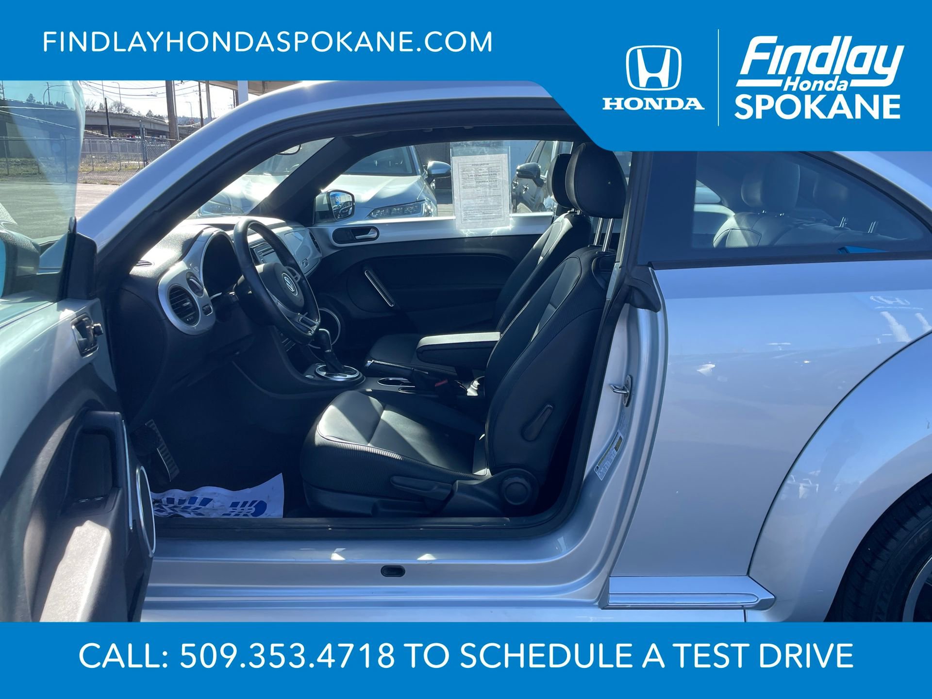 Used 2015 Volkswagen Beetle 1.8T FWD image 9