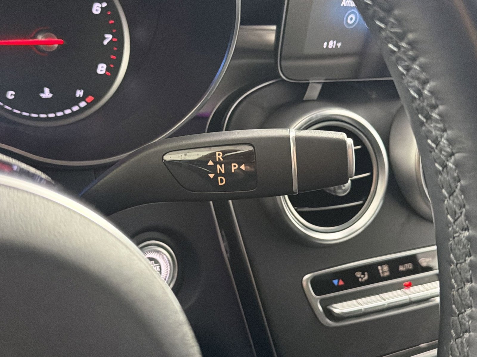 Used 2022 Mercedes-Benz GLC 300 GLC 300 image 21