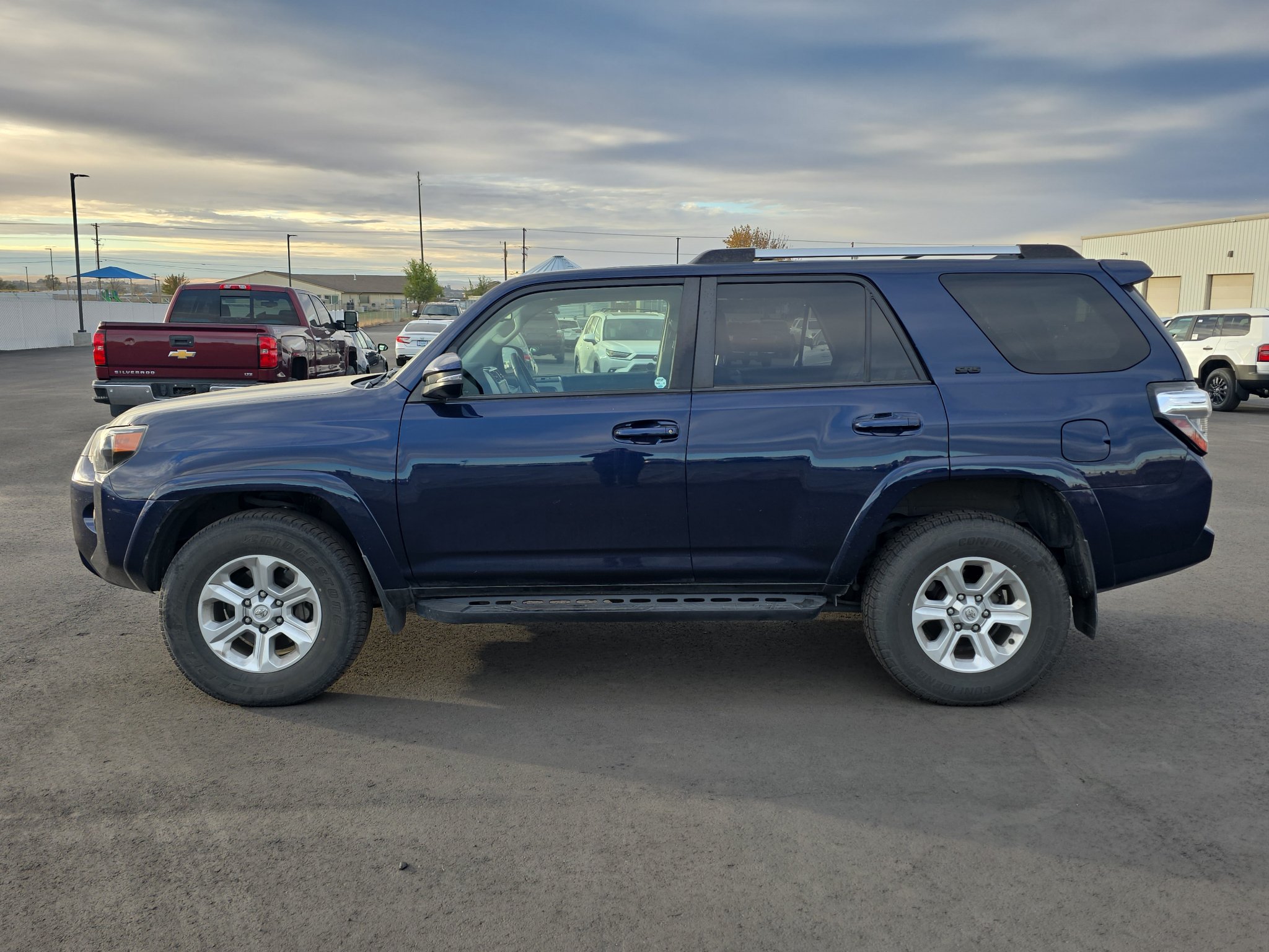 Used 2022 Toyota 4Runner SR5 Premium w/ Wilderness Package (TMS) AWD/4WD image 4