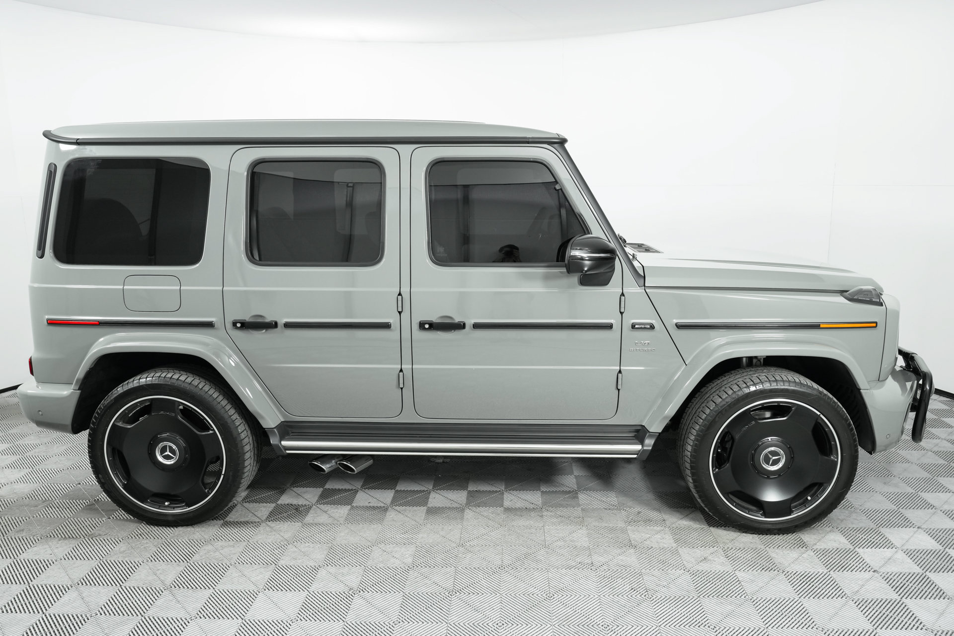 Used 2025 Mercedes-Benz G 63 AMG 4MATIC image 40