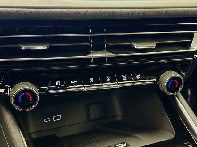 New 2026 Chevrolet Traverse LT w/ Driver Confidence Package image 18