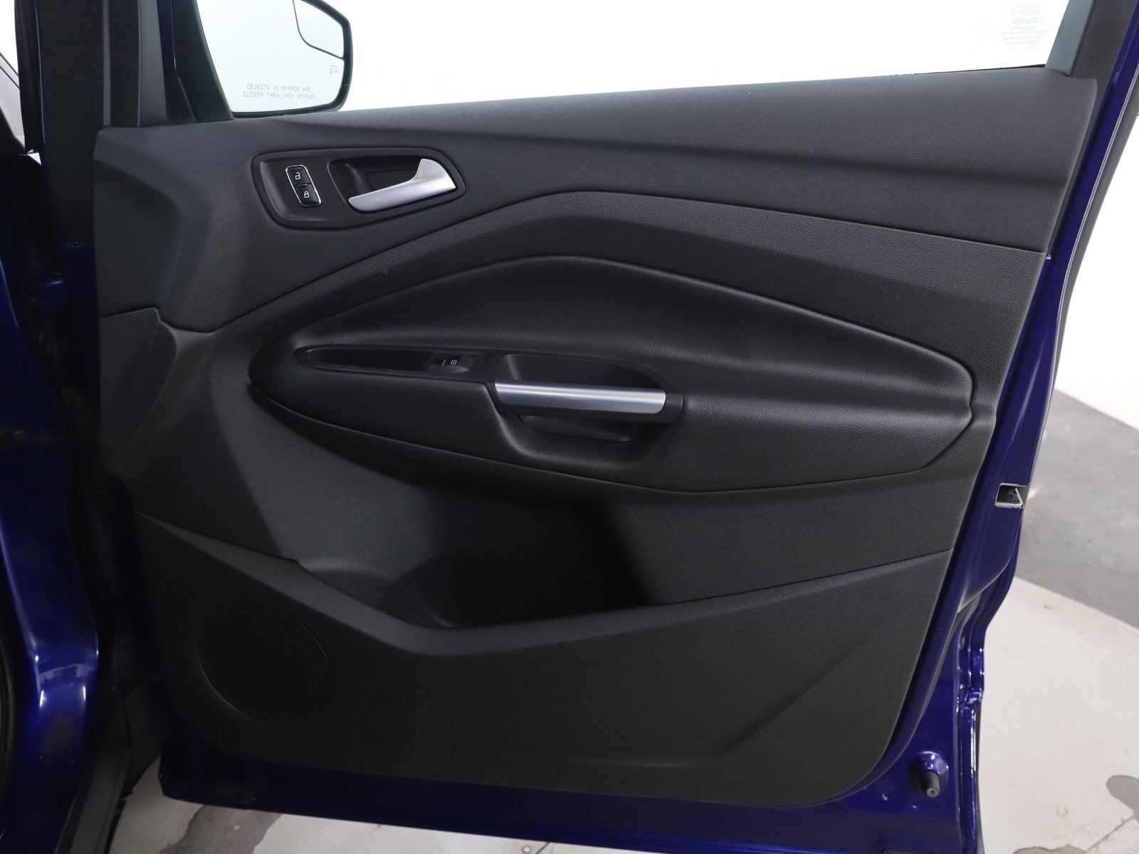 Used 2016 Ford Escape SE w/ SE Leather Comfort Package image 9