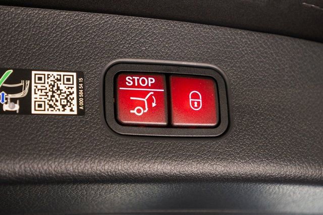 New 2026 Mercedes-Benz GLC 300 4MATIC image 32