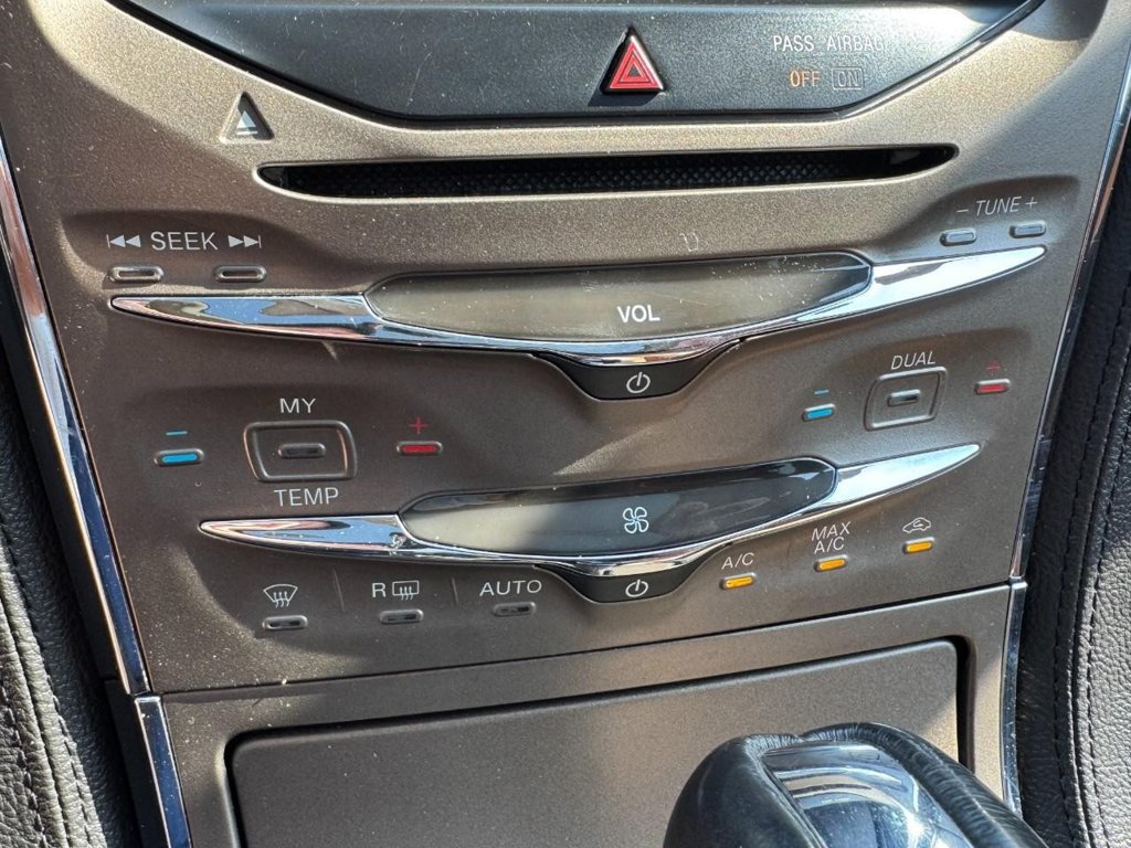 Used 2014 Lincoln MKX FWD w/ Equipment Group 102A image 20