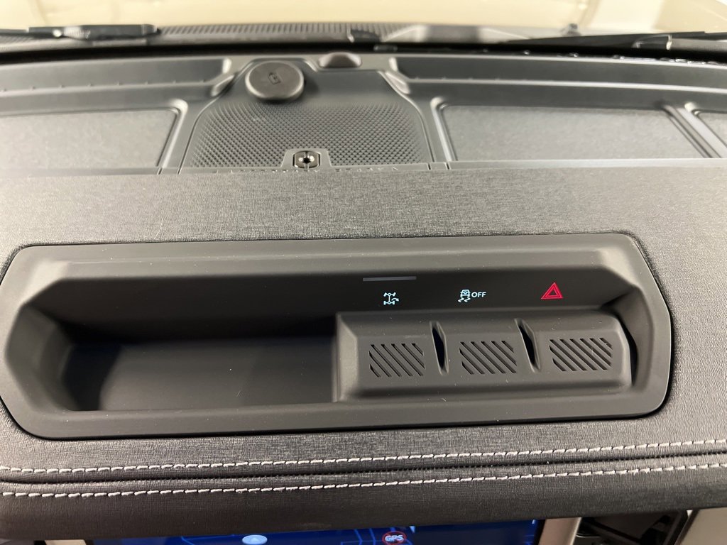 New 2025 Ford Bronco Outer Banks image 27