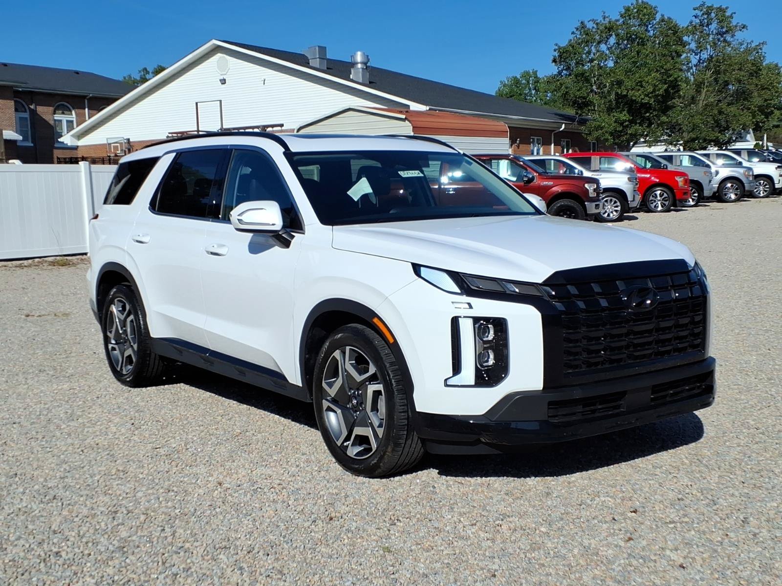 Used 2024 Hyundai Palisade XRT FWD image 1