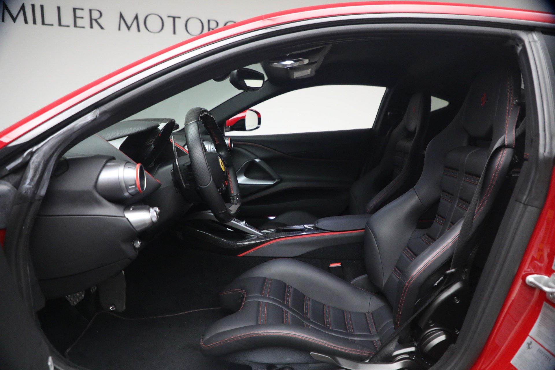 Certified 2018 Ferrari 812 Superfast RWD image 13