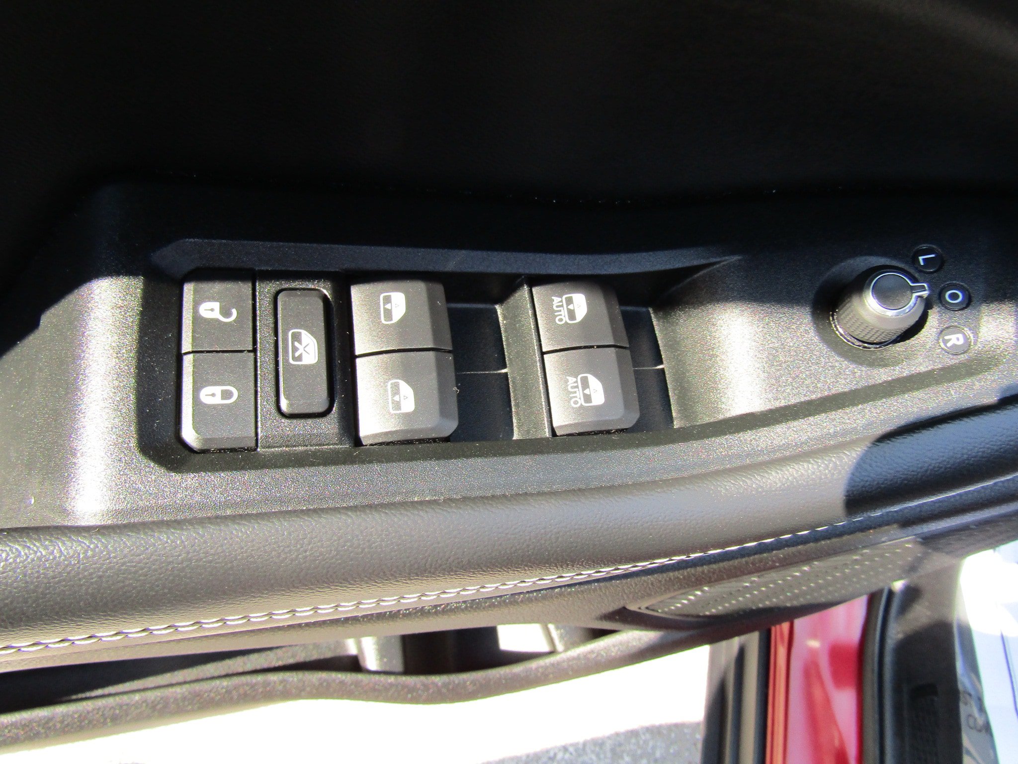 Used 2024 Jeep Grand Cherokee Altitude AWD/4WD image 20