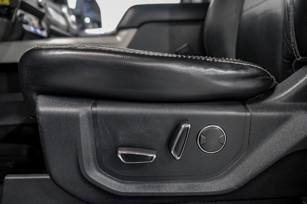 Used 2019 Ford F250 Lariat w/ Lariat Value Package image 32