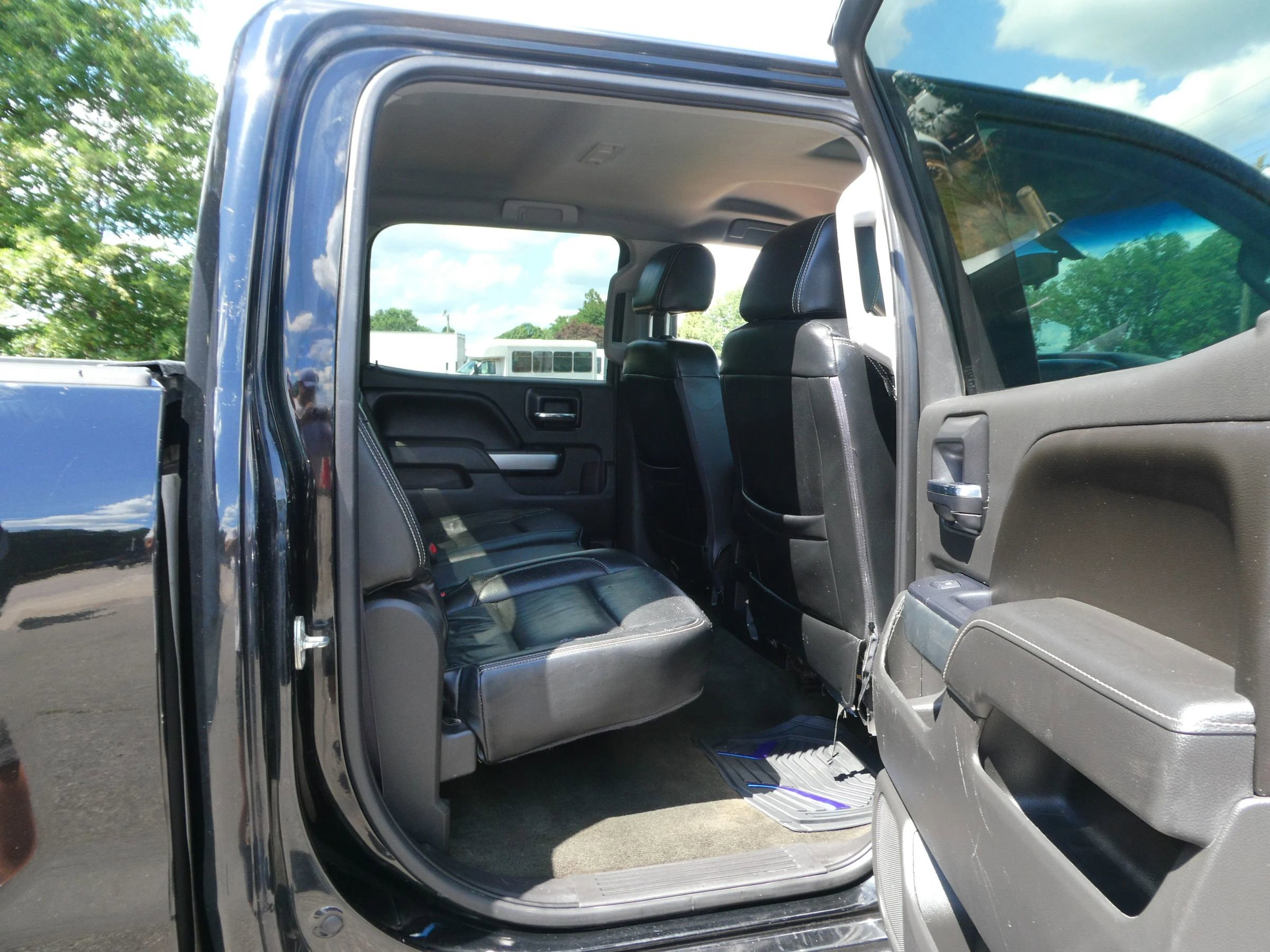 Used 2016 Chevrolet Silverado 1500 LT AWD/4WD image 23