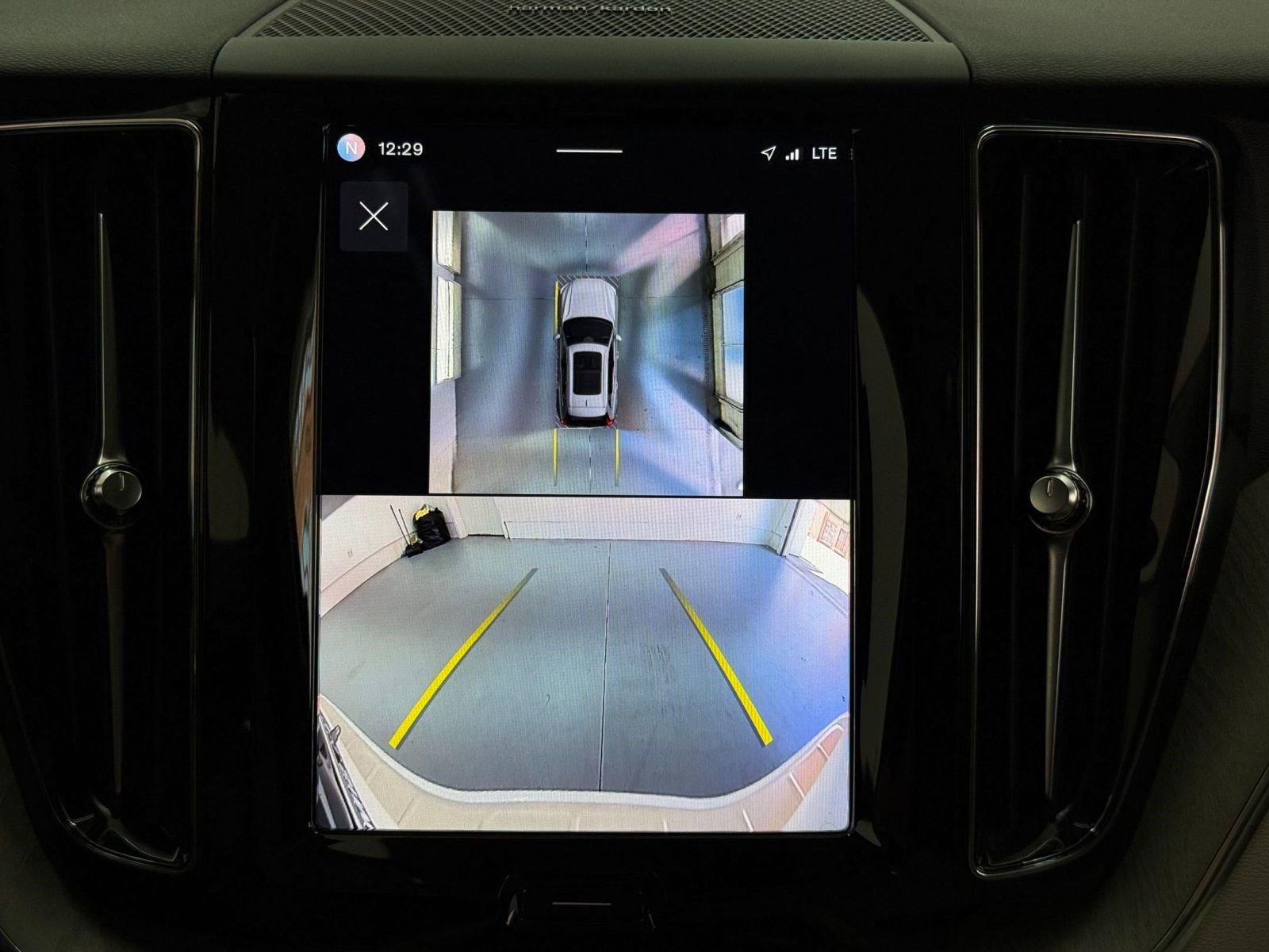 Used 2024 Volvo XC60 B5 Plus w/ Protection Package Premier image 30