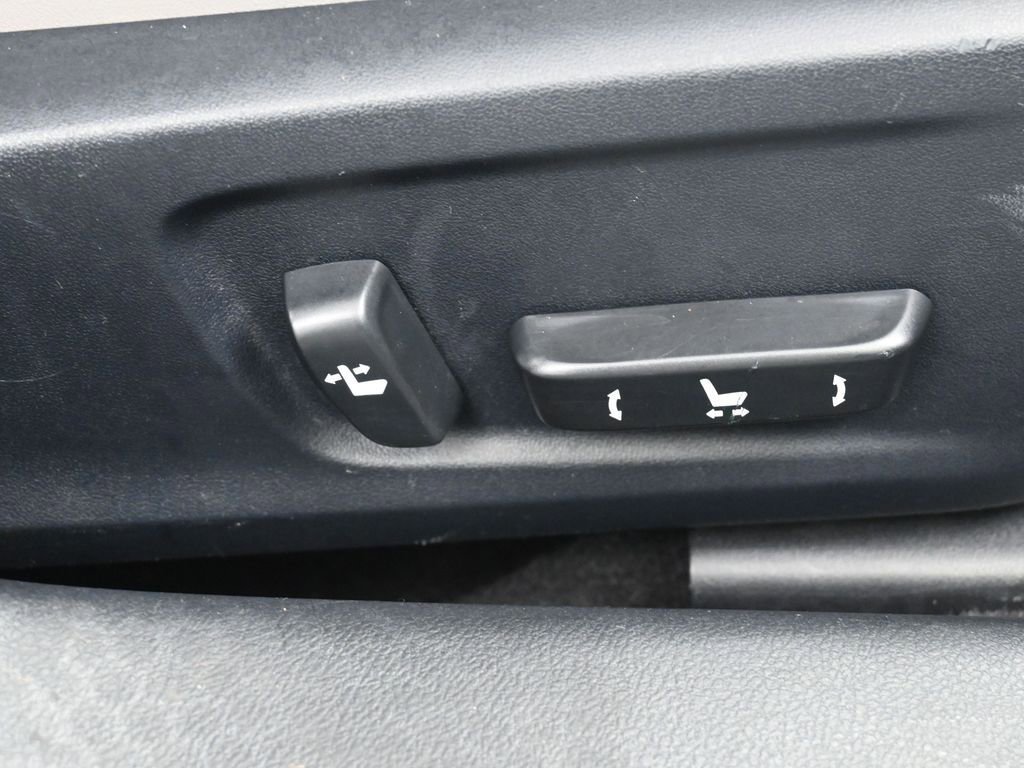 Used 2015 Lexus IS 250 AWD w/ Luxury Package image 39