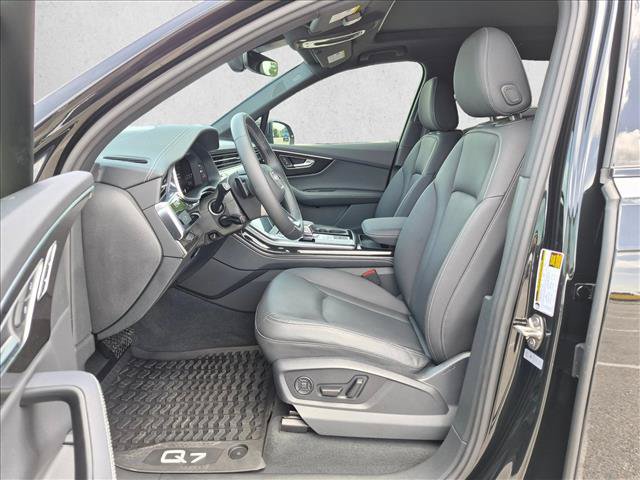 Used 2025 Audi Q7 3.0T Premium Plus AWD/4WD image 15