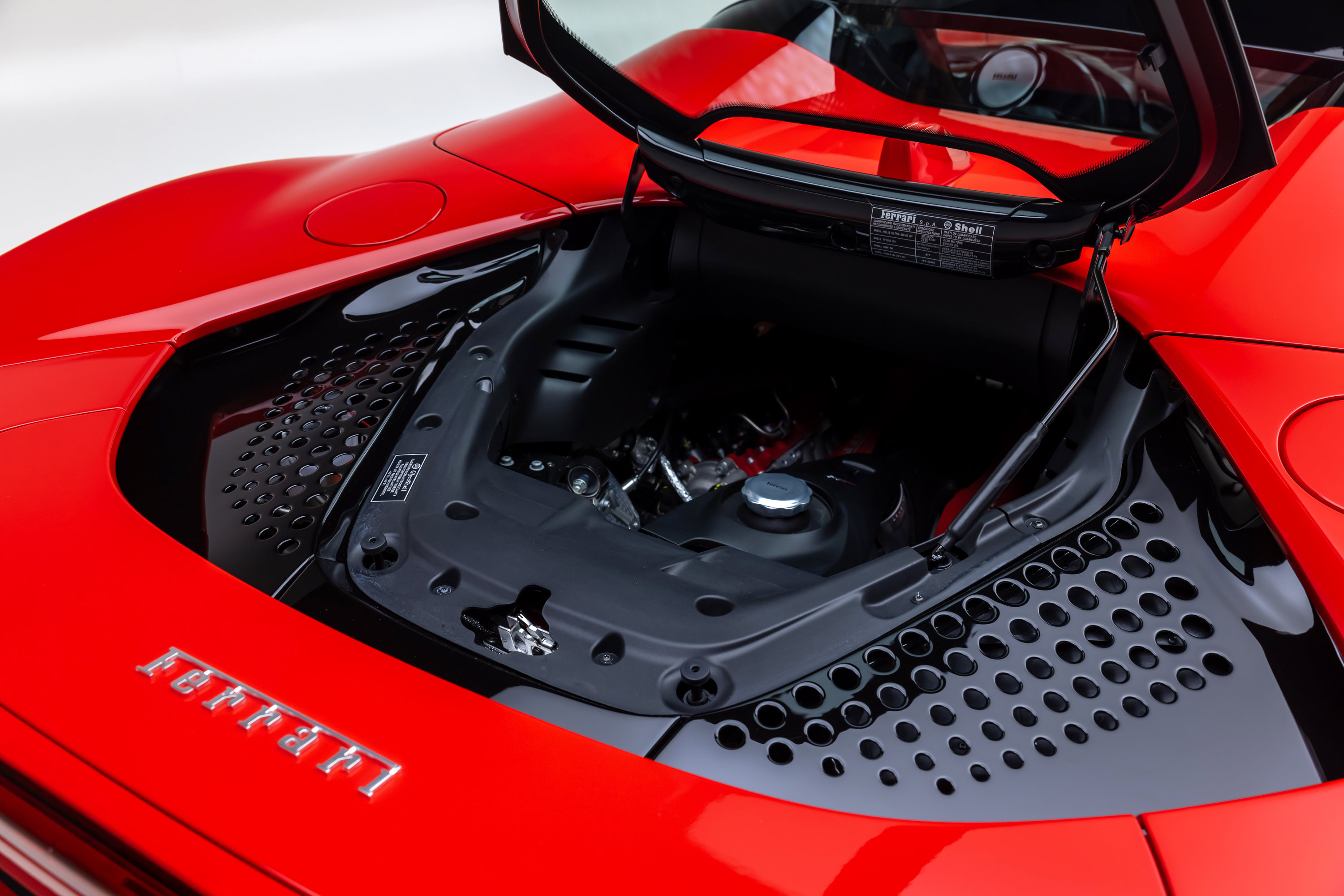 Certified 2025 Ferrari SF90 Spider AWD/4WD image 36