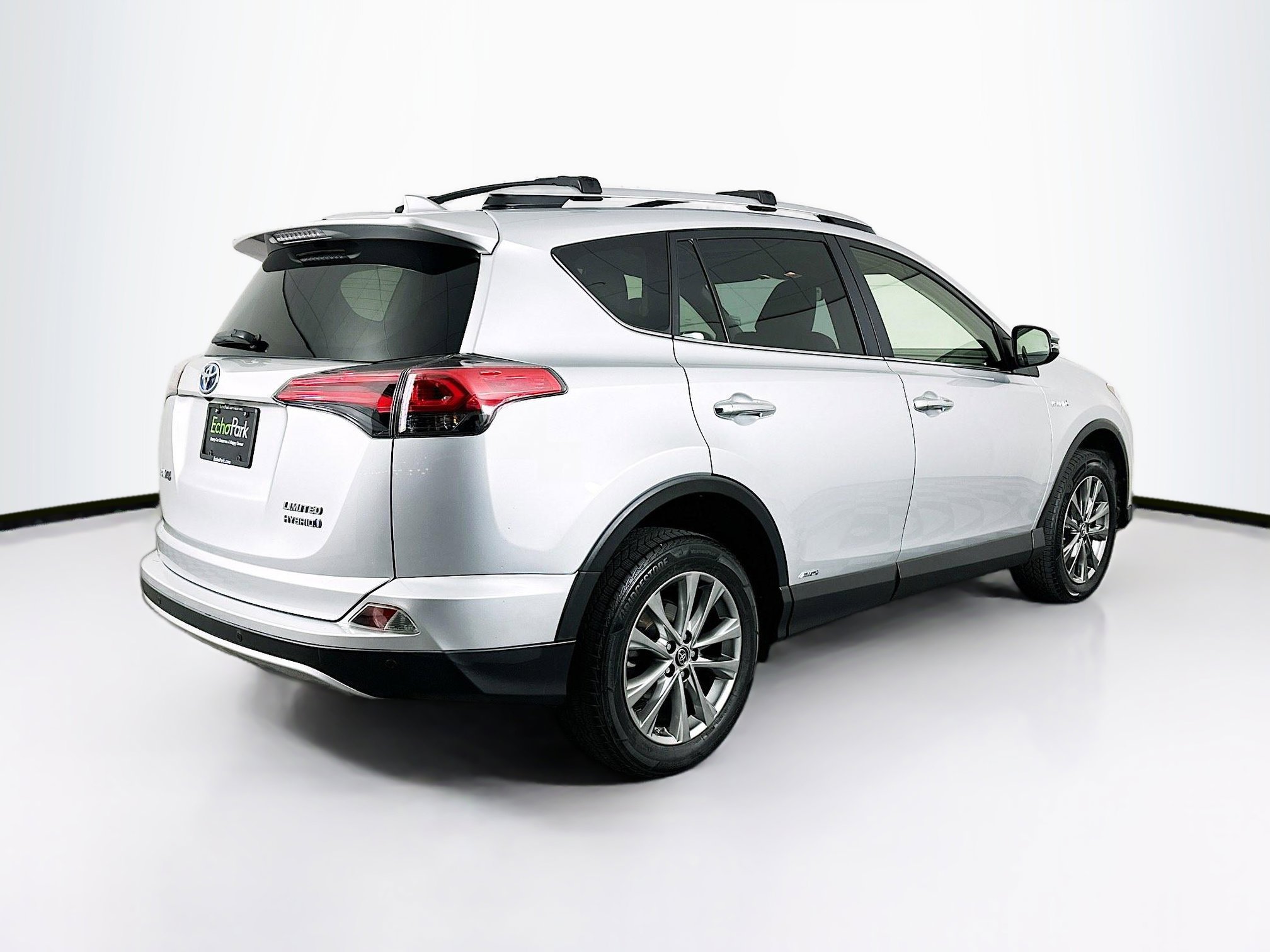 Used 2016 Toyota RAV4 Limited image 9
