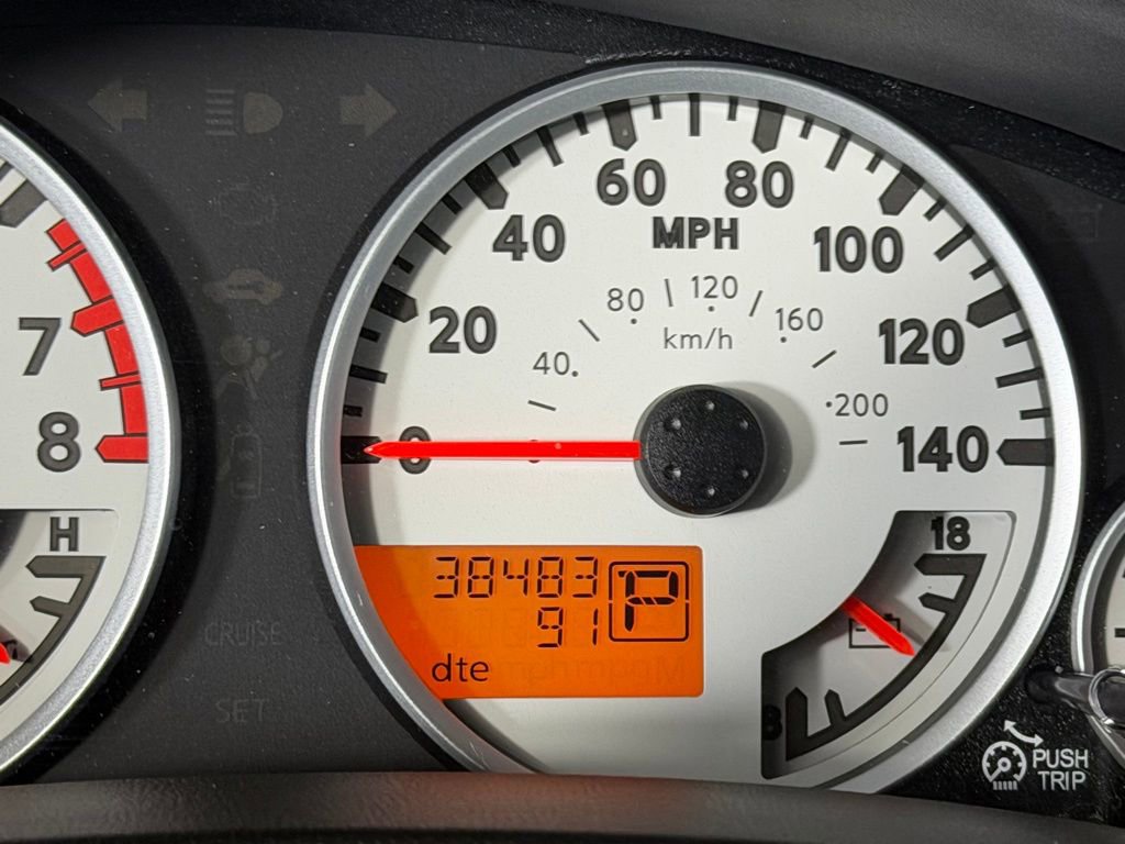 Used 2018 Nissan Frontier PRO-4X AWD/4WD image 19