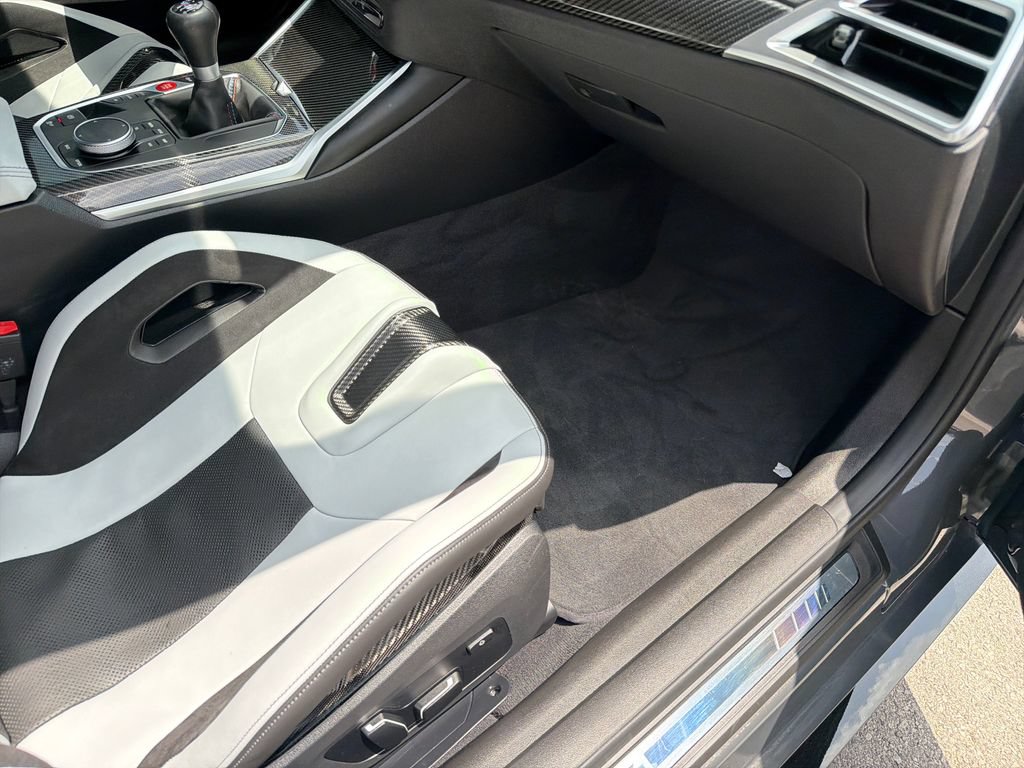 Used 2025 BMW M4 Coupe w/ Executive Package RWD image 38