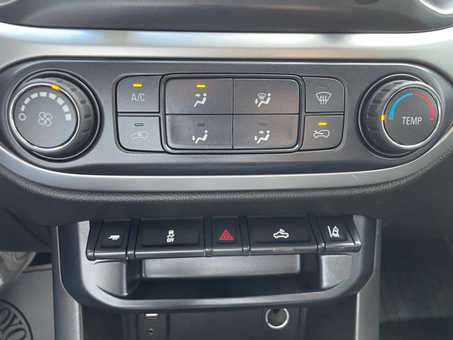 Used 2018 Chevrolet Colorado LT w/ Safety Package AWD/4WD image 19