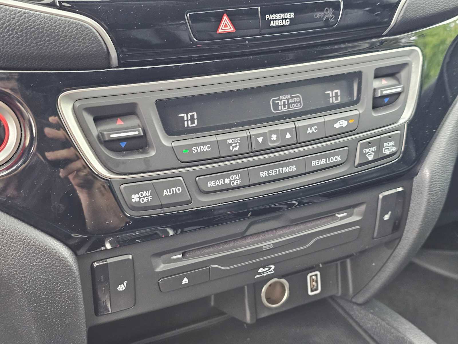 Used 2019 Honda Pilot Touring image 32