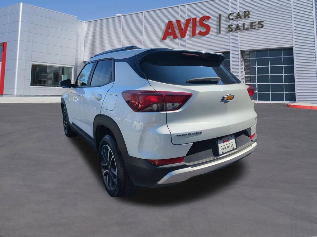 Used 2025 Chevrolet TrailBlazer LT image 9