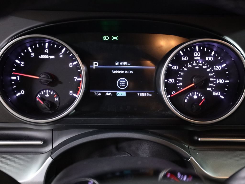 Used 2022 Kia Carnival LX FWD image 13